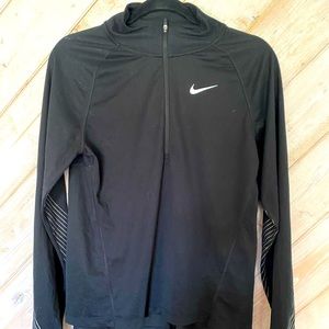 Nike running dri-fit size medium quarter zip